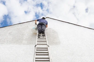 Peinture extérieure à Veilleins — façades et ravalement